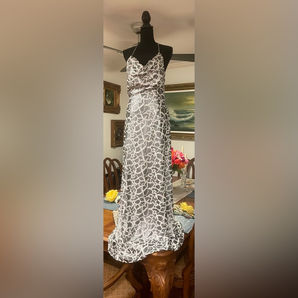 Alberto Makali Couture Formal Statement Ball Gown Womens 8 Prom Gala